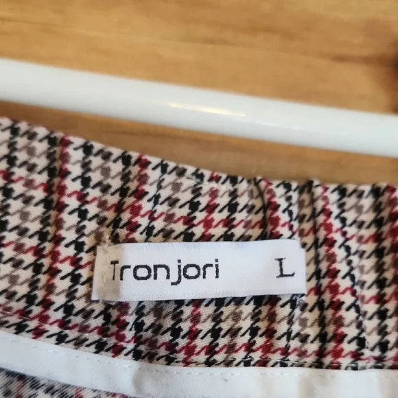 Houndstooth Pleated Wide Leg Pants - Picture 2 of 4